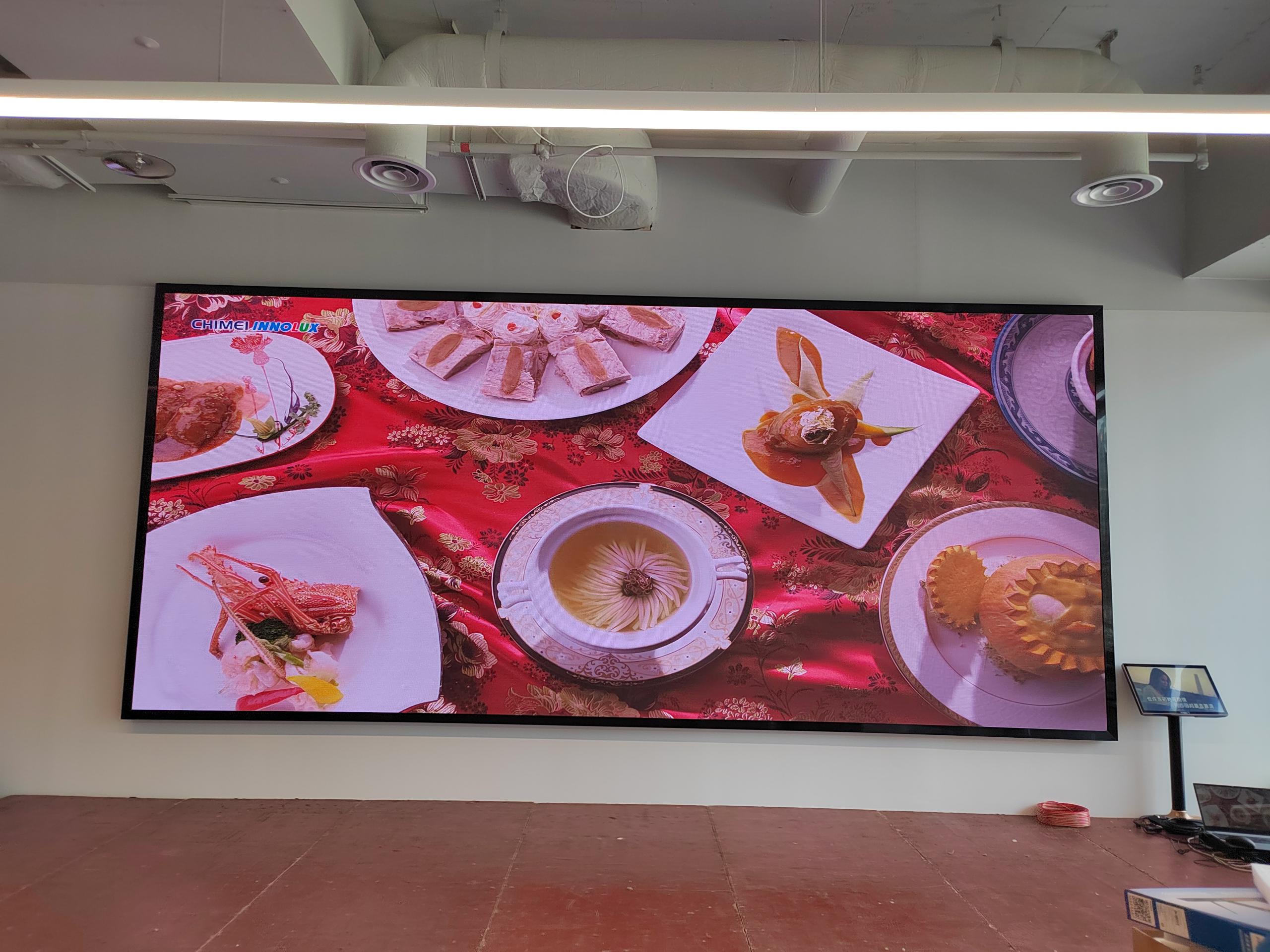 深圳南山展會(huì)展廳LED顯示屏P2.5高清顯示！